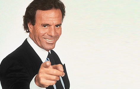 julio-iglesias-311211-472x300.jpg